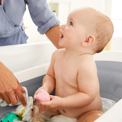 Baby Bathtub With Compact Storage Design