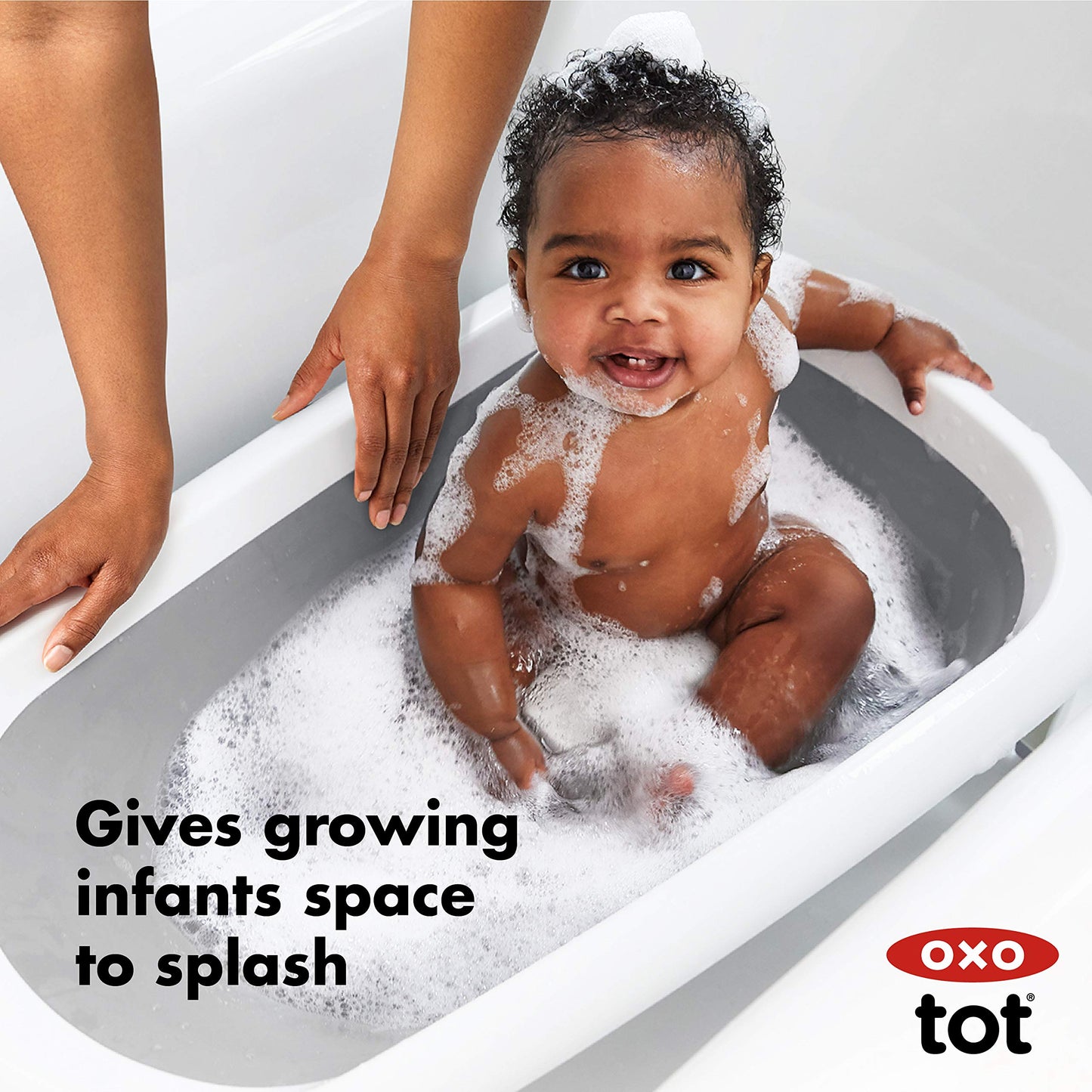 Baby Bathtub With Compact Storage Design